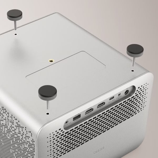 TK705i | 4K 3000流明 智慧調光投影機,低延遲三坪機