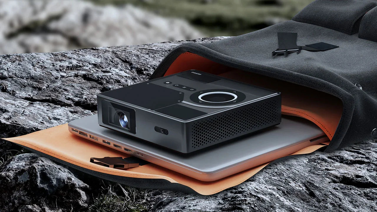 NexiGo Nova Mini 迷你便攜雷射投影機